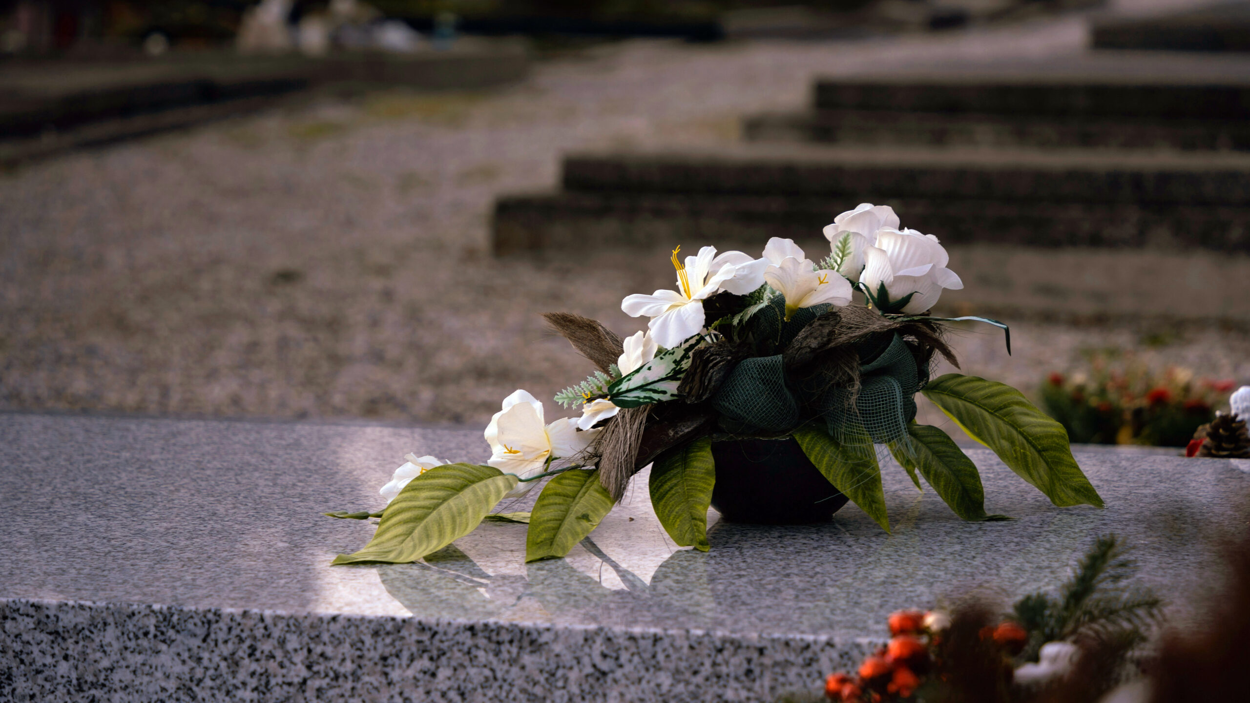 grave flower arragements